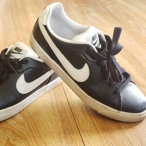 Nike Pro Court Shoes